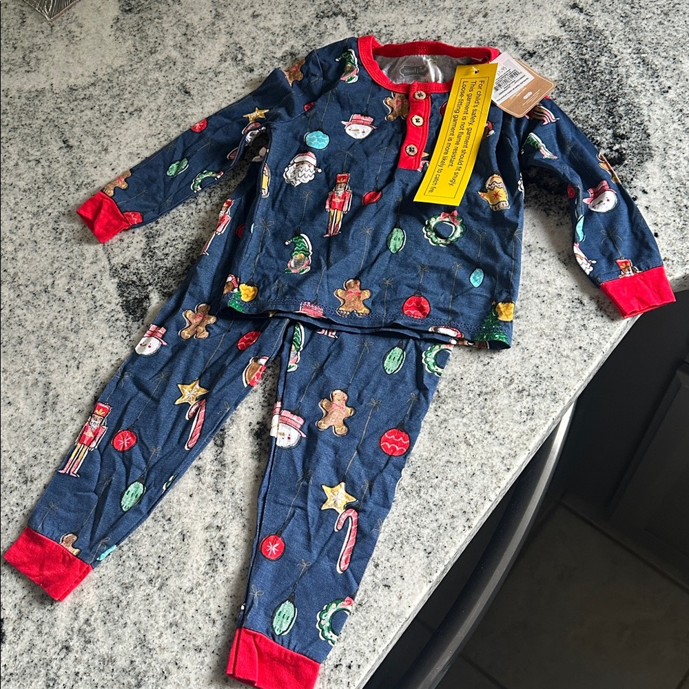 Mud Pie Christmas Holiday Print Navy Two Piece Long Sleeve Pajamas‎ 12-18 months